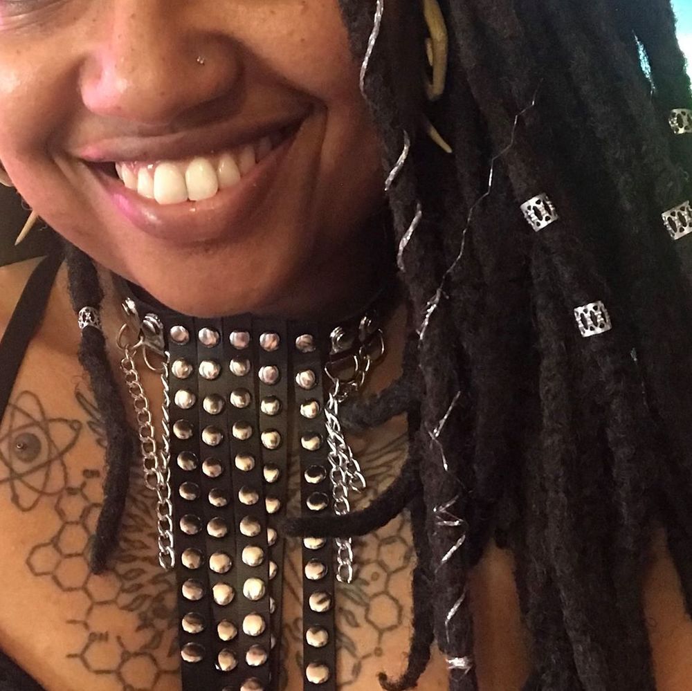 Meet your Posher, Melissa